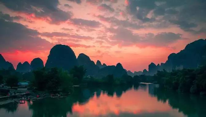 阳朔带游泳池价格适中的酒店,阳朔旅游比较方便的酒店