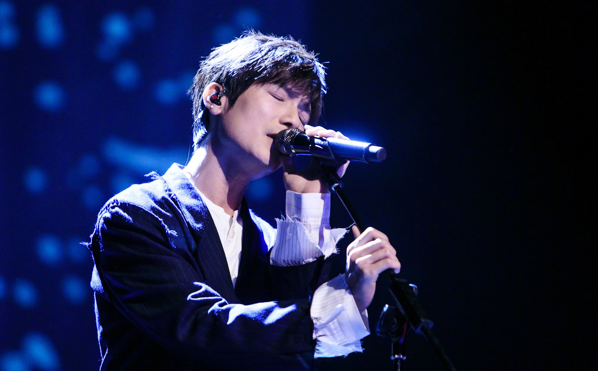 把一手好牌打烂的经历,把一手好牌打烂佼佼者