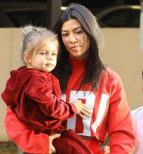 我拿命生孩子,你却嫌我肚皮丑