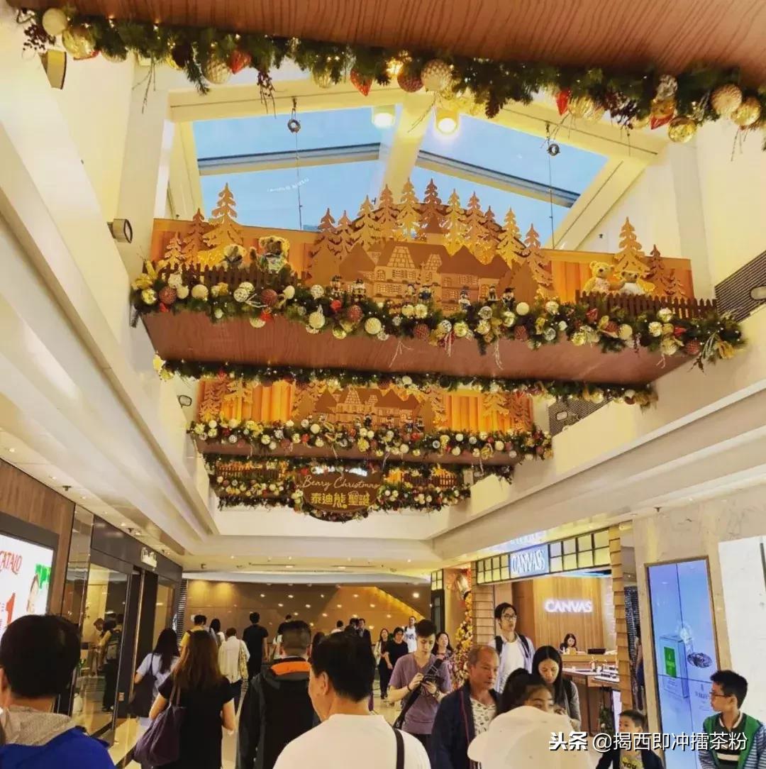 过分美丽!圣诞灯饰点亮香港:泰迪熊、比卡超、布丁狗陪你过圣诞