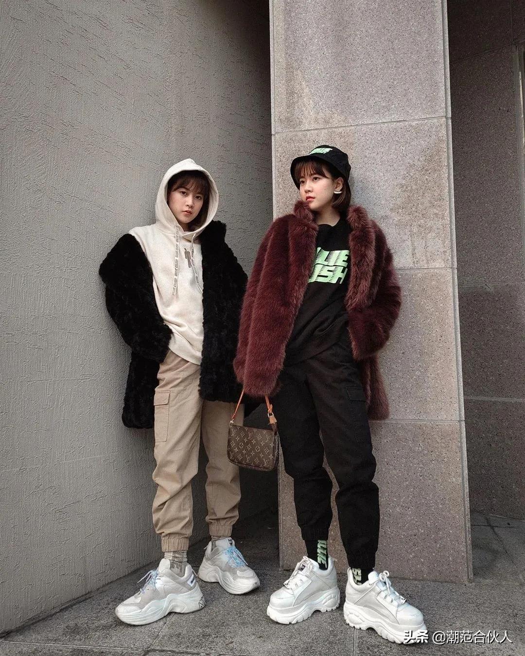 楂樹釜瀛愭儏渚f挒鑹茬郴绌挎惌,鎾炶~鍑犵巼鏋佷綆鎯呬荆绌挎惌蹇冩満璧锋潵