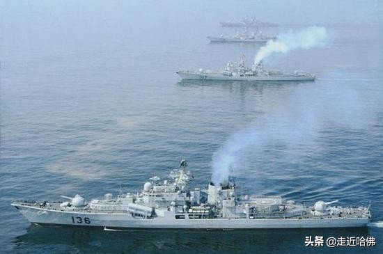 现代战舰驱逐舰改良版,956型驱逐舰全面解析