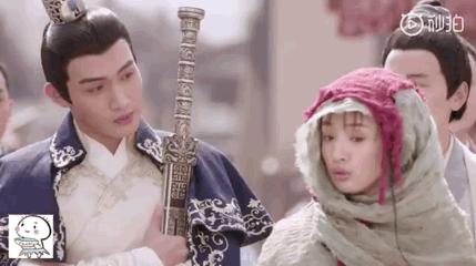 林依晨《小女花不弃》与小11岁张彬彬谈恋爱，《兰陵王》后又要火