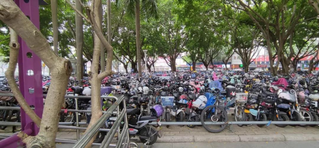 踩盘嘉樾庄,广州番禺市桥鸿禧华庭二手房价