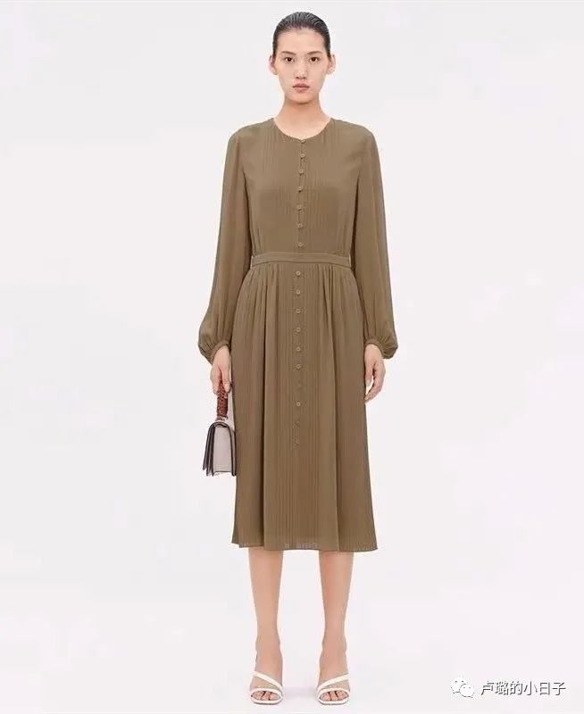 国产大牌服饰高端子品牌有哪些,国产工装服饰品牌十大排行榜