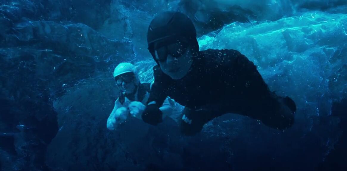 成龙与迪拜王子合影,迪拜王子5亿跑车成龙片段