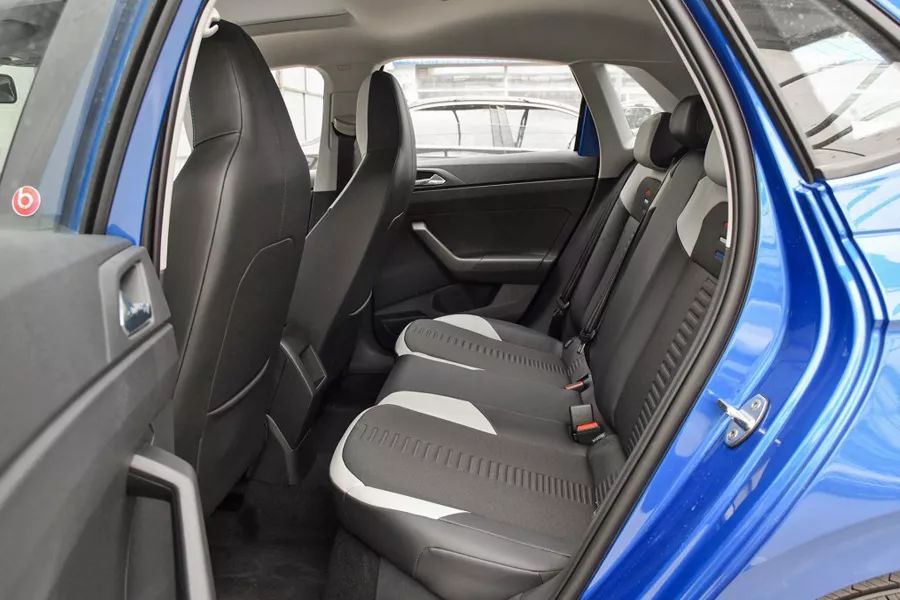 小型车大众poloplus和飞度对比,大众polo和本田飞度两者怎么选