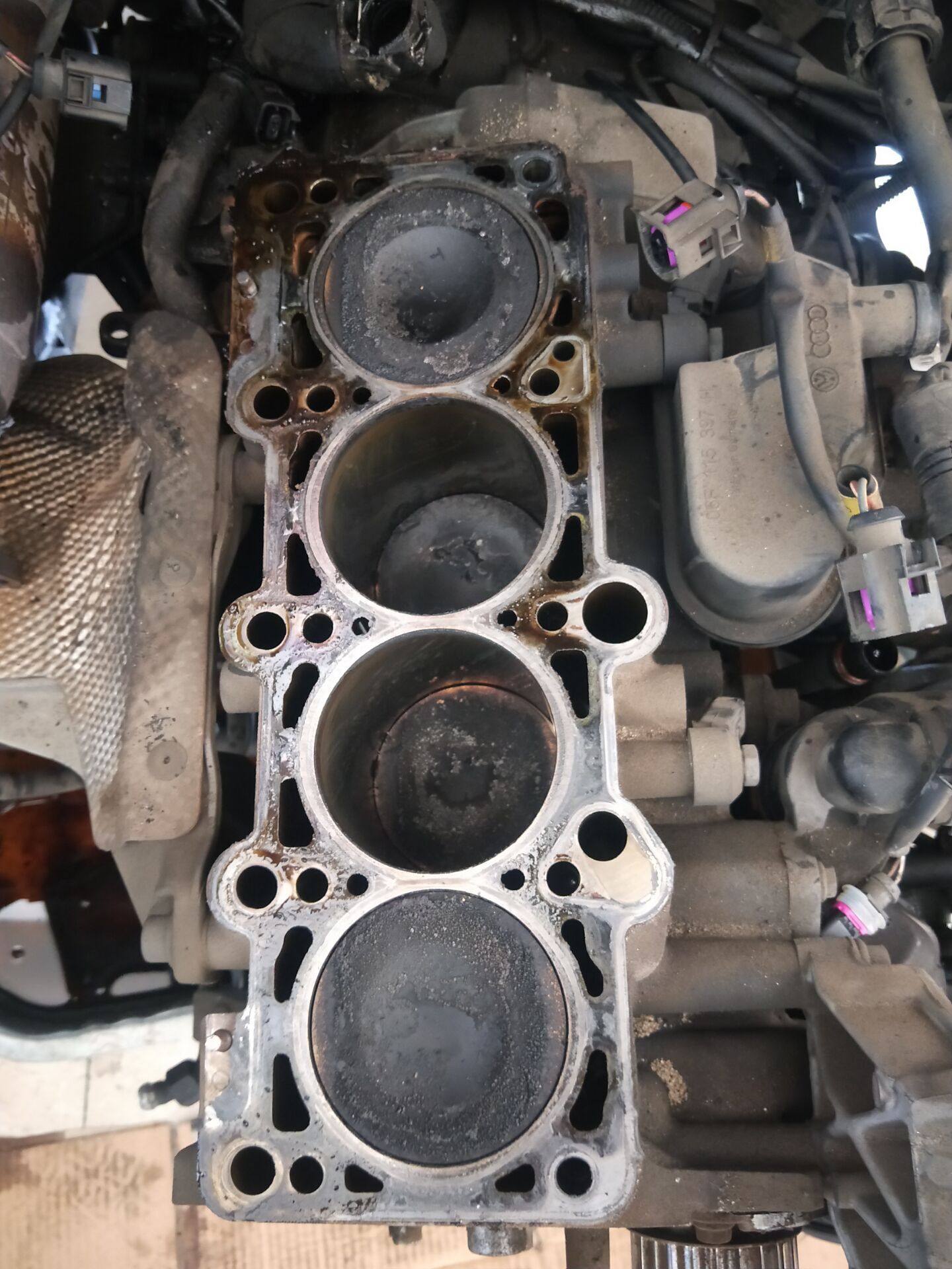 宁波车友奥迪,宁波哪家店专业维修奥迪烧机油