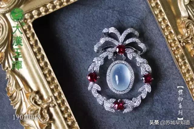 长期佩戴的玉石会不会变小,一直佩戴的翡翠什么样