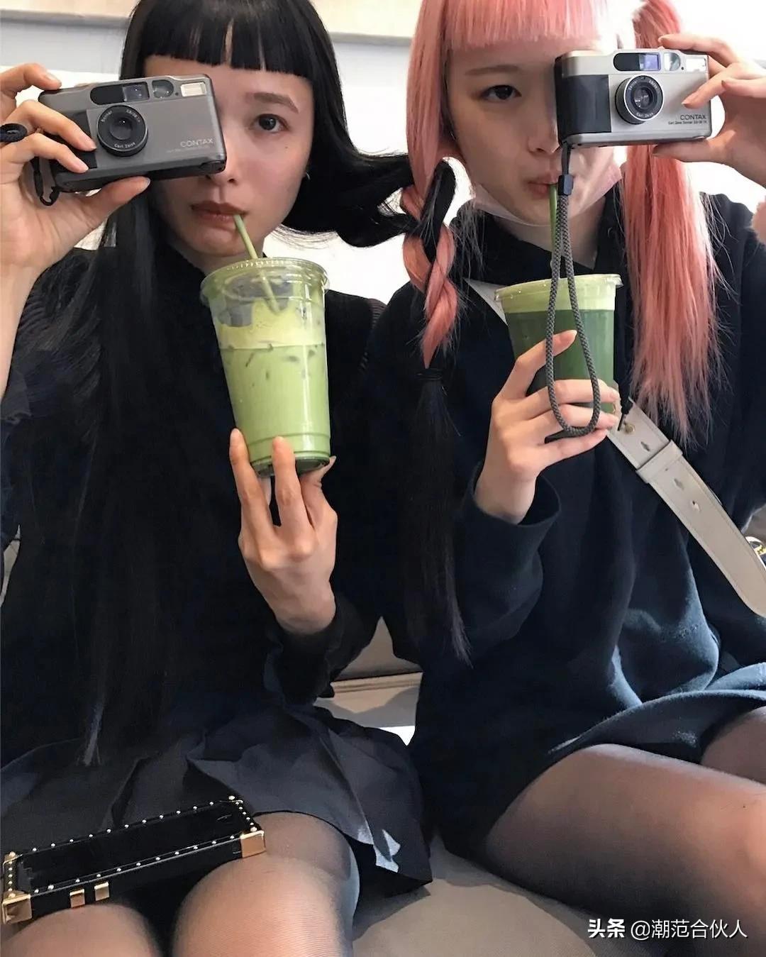 楂樹釜瀛愭儏渚f挒鑹茬郴绌挎惌,鎾炶~鍑犵巼鏋佷綆鎯呬荆绌挎惌蹇冩満璧锋潵