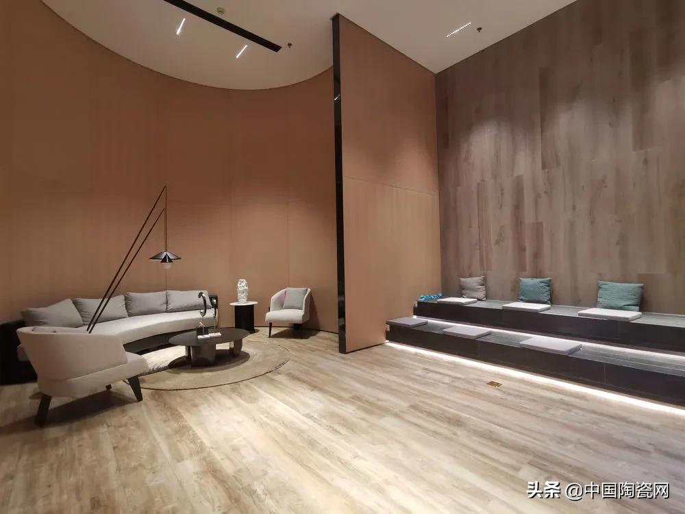 做瓷砖设计师的前景,现在做瓷砖经销商还有前途吗