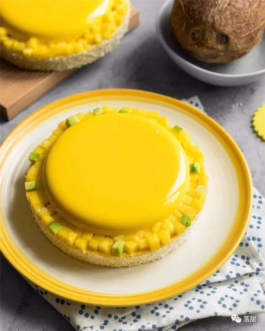 杂谈|你会不会在乎:盘子和甜品配不配?