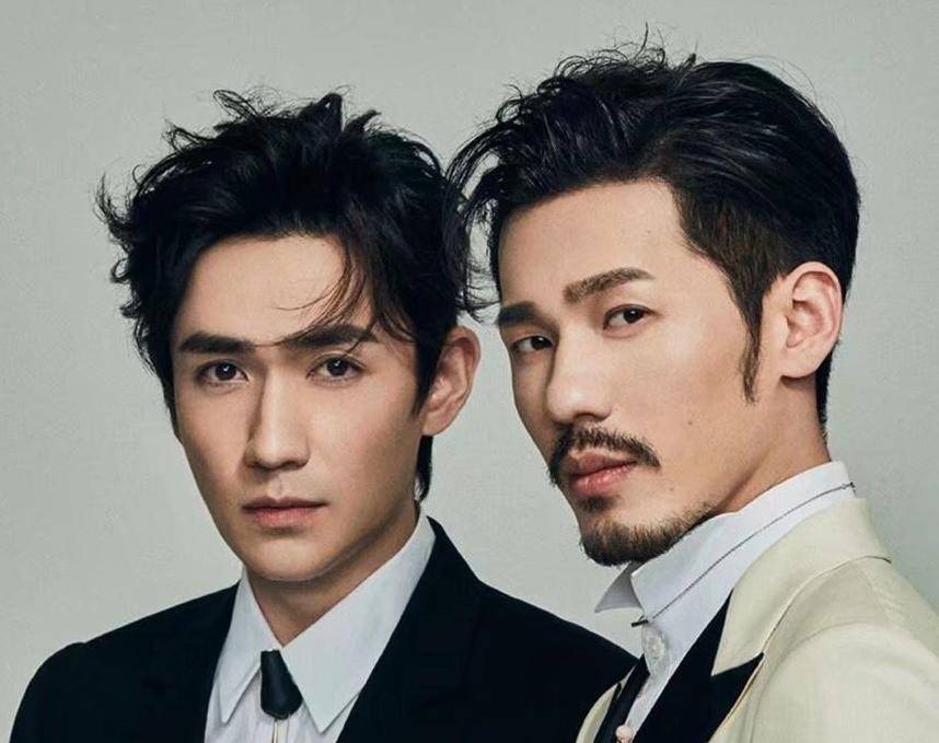 朱一龙镇魂蓝色衣服,朱一龙身上的标签