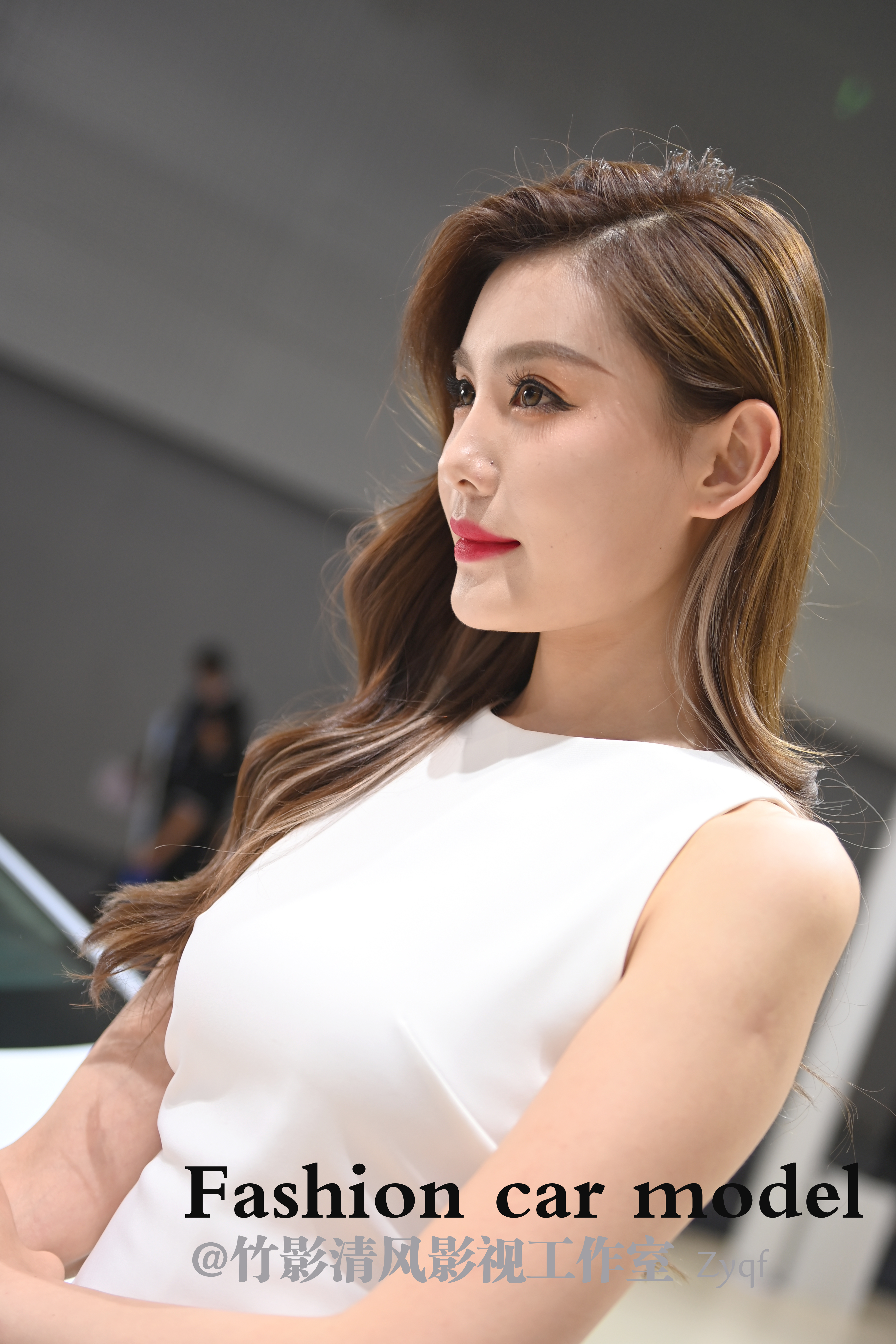 在车展上怎么给模特拍照,车展模特怎么拍摄视频