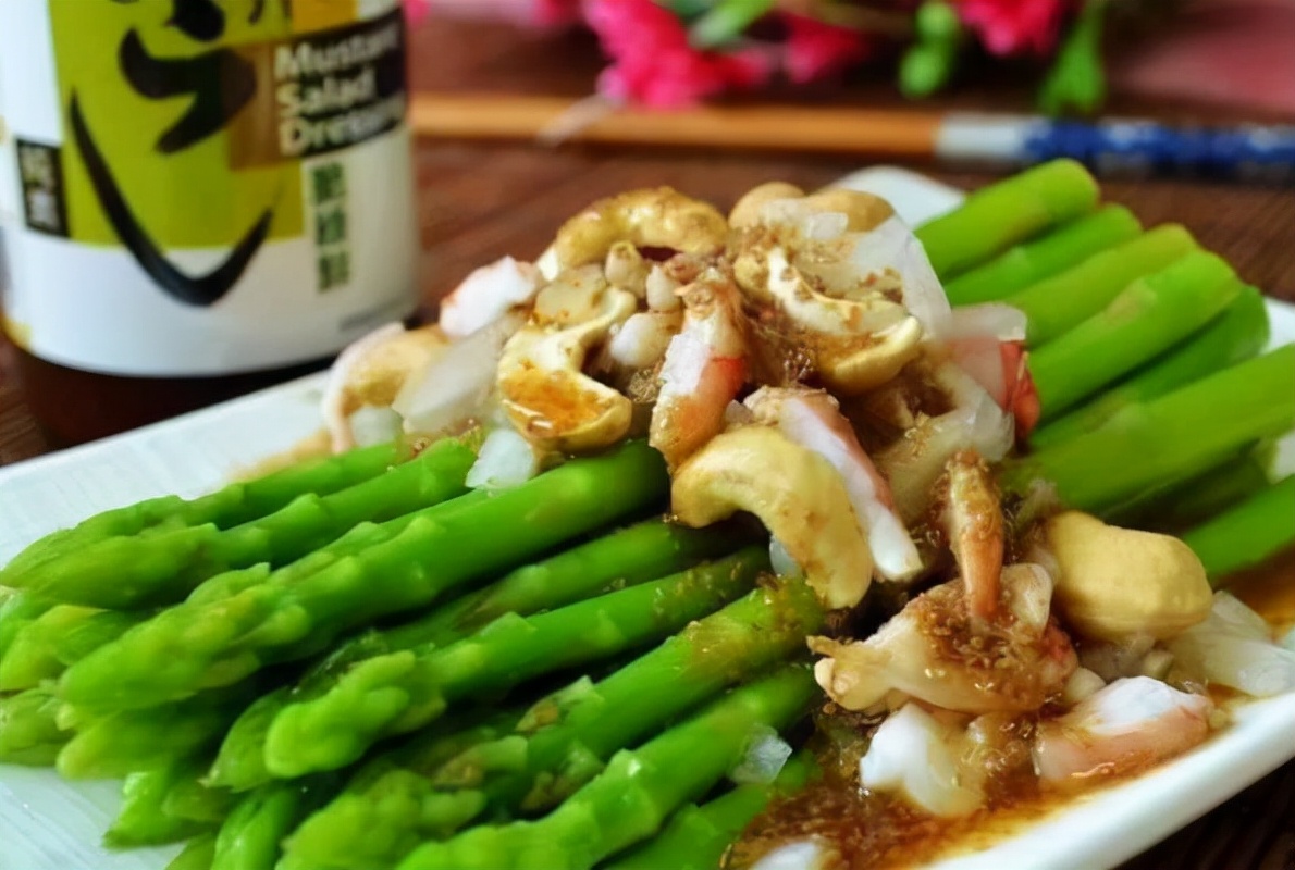 最近吃素经常放屁什么原因,吃素一段时间老放屁