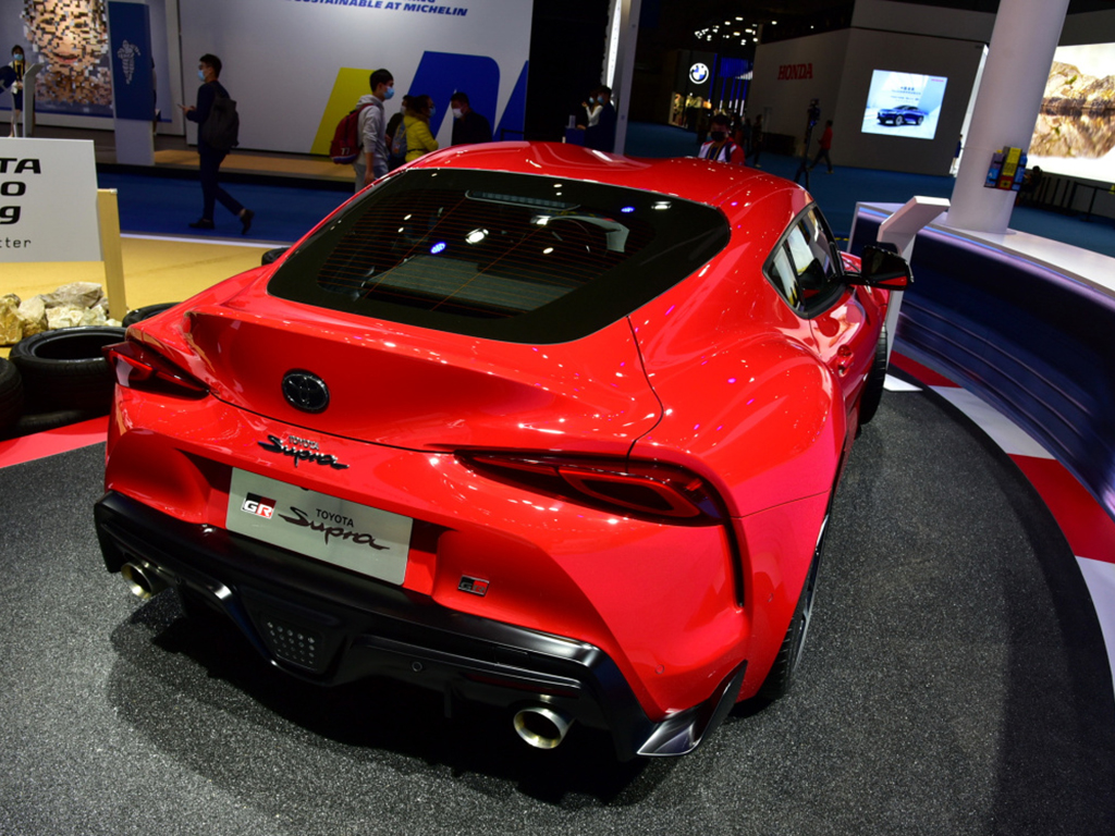 丰田supra换壳宝马z4回归了,丰田supra对比宝马4系