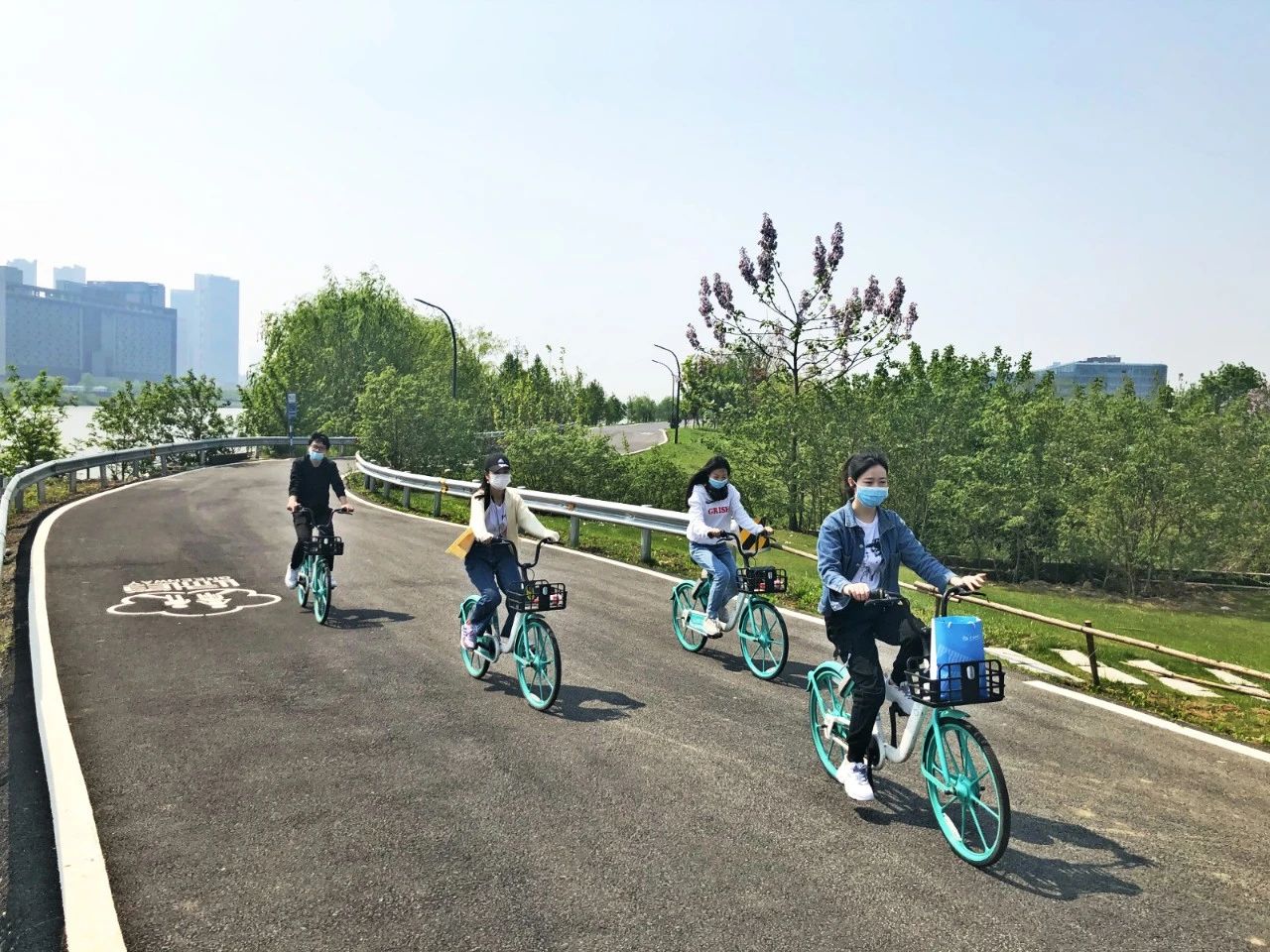 涓庨鍚岃蹇箰鏃犵┓,涓庨鍚岃涓庣窘鍚岃