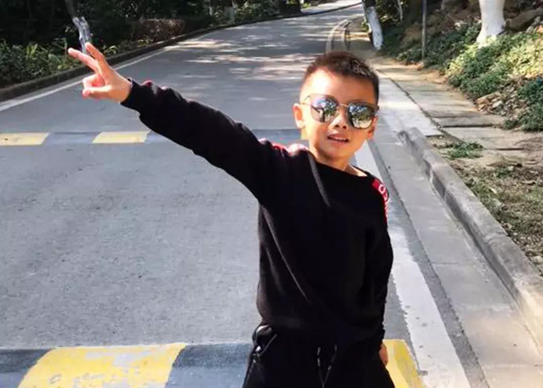 激情六月,燃动全城!2019九算之星评选厮杀正酣,就差你一票