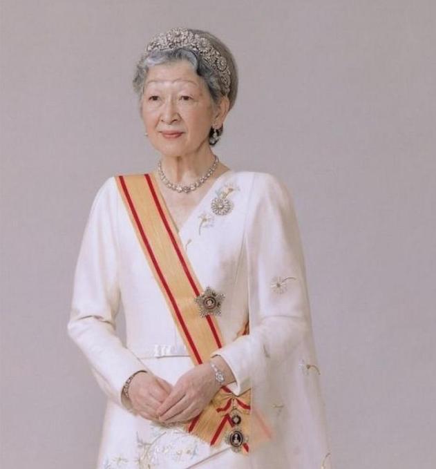 日本皇室珠宝珍珠,皇冠高仿