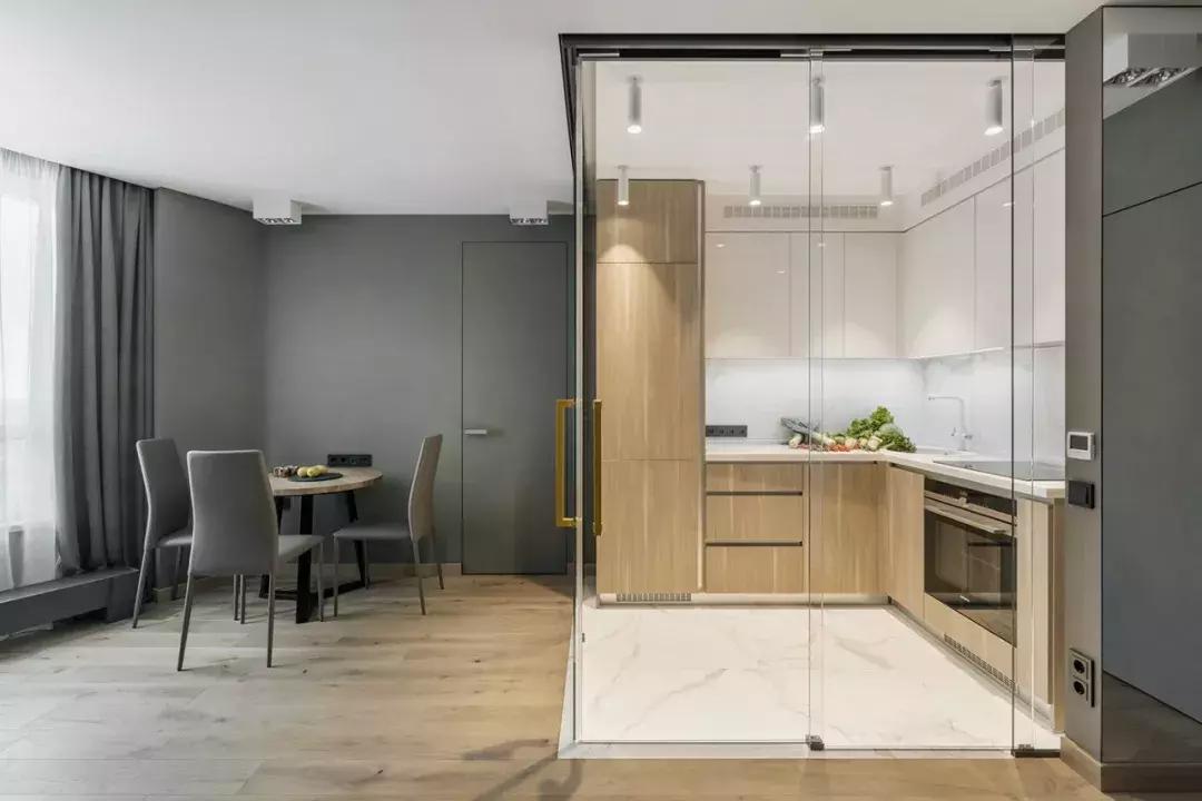 人生第一套房不是娘家也不是婆家,人生第一套房子不靠父母