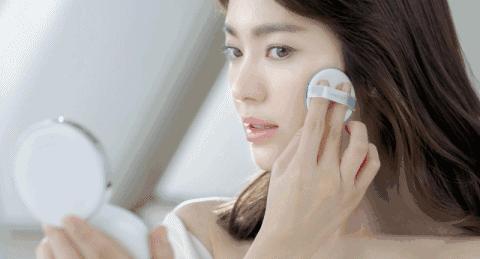 手残*党**升级高手,再也不担心打电话时粉底老蹭手机屏上了