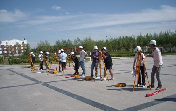 十大专业就业率高的职业,打工就业前景好的专业排名