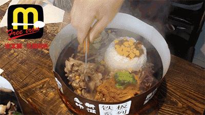 真实揭秘：一天卖出上万的铁板烧饭，里面到底有什么秘密？