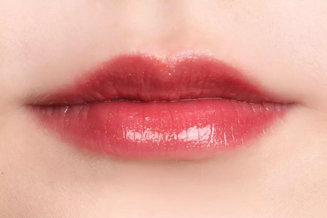 口红和唇妆,口红自然唇妆