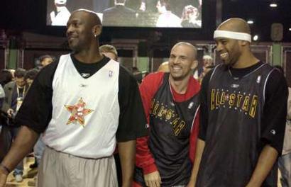 麦基字母哥恩比德的四选一,麦基字母哥