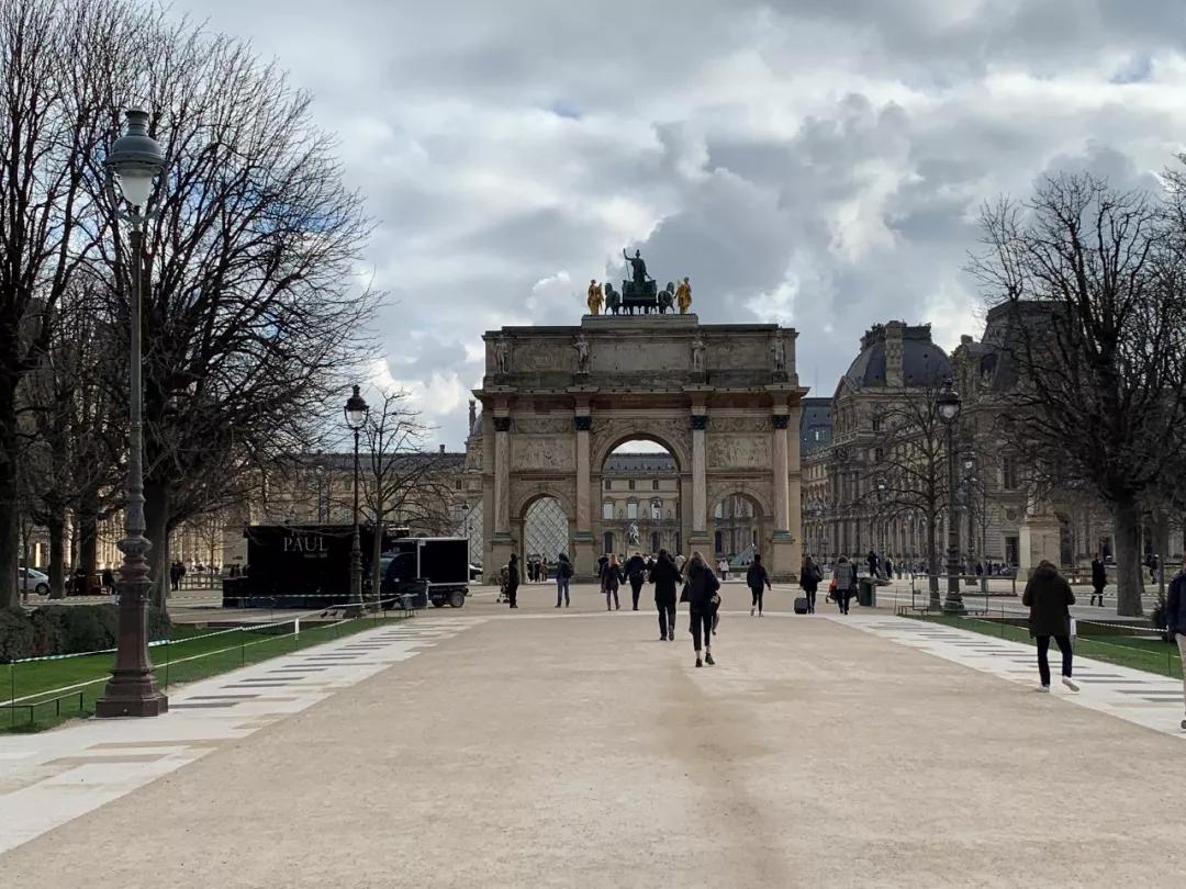 中国人不出门全世界会怎样,中国去哪的机票便宜