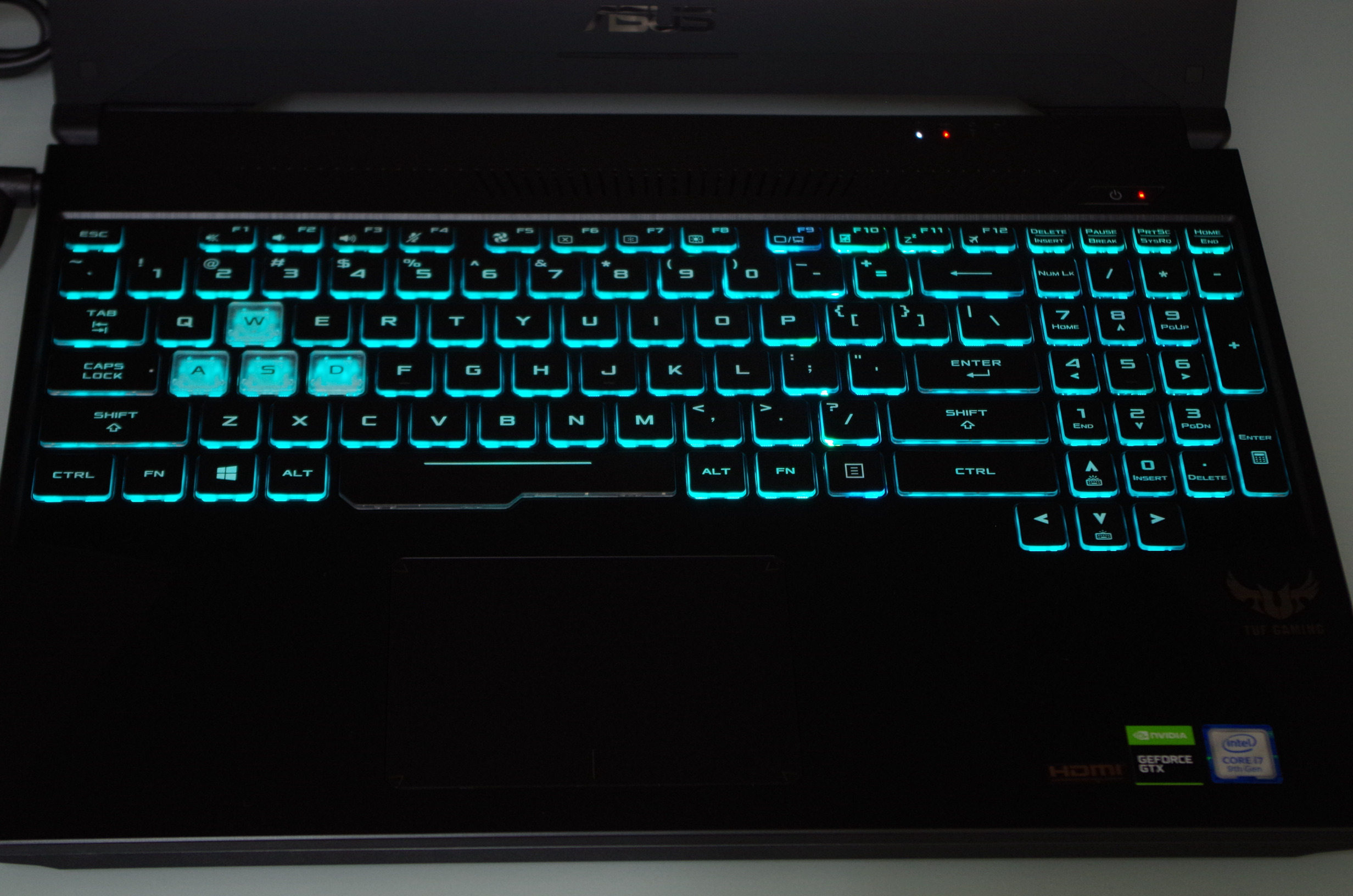 华硕飞行堡垒7怎么进入bios,华硕飞行堡垒7能加装机械硬盘吗