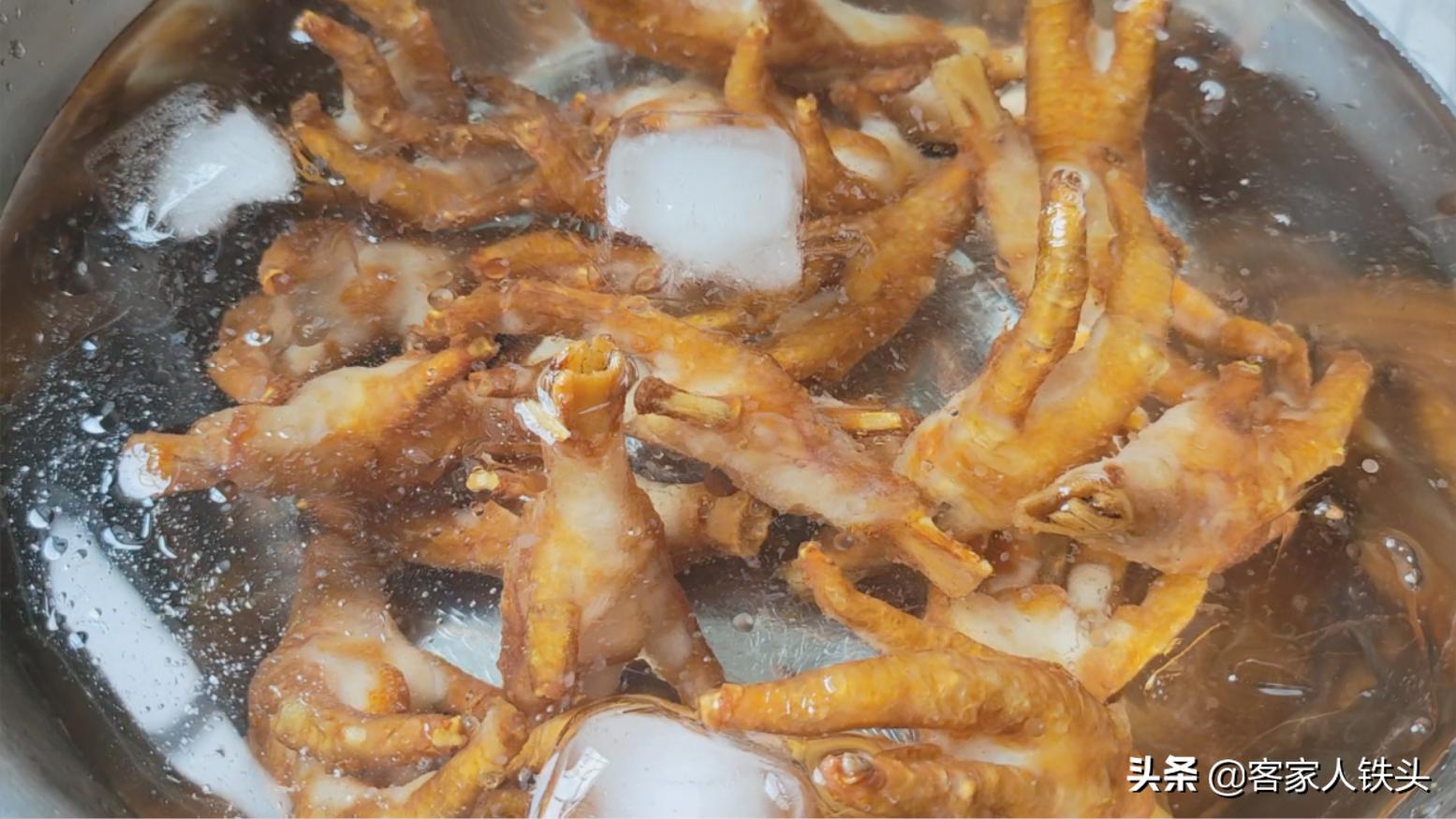 简易好吃的凤爪做法,广东茶楼的凤爪怎么做