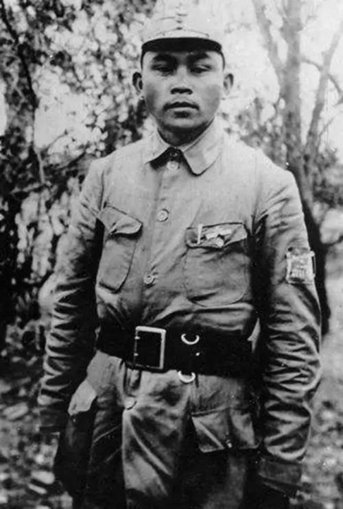 新四军的三位核心人物有哪些,新四军有多少位将军