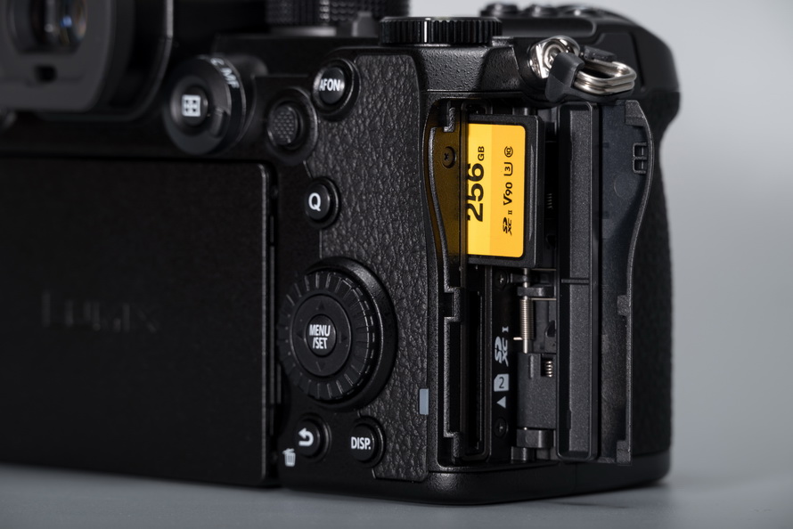 松下s5机身开箱,松下s5二代机身重量