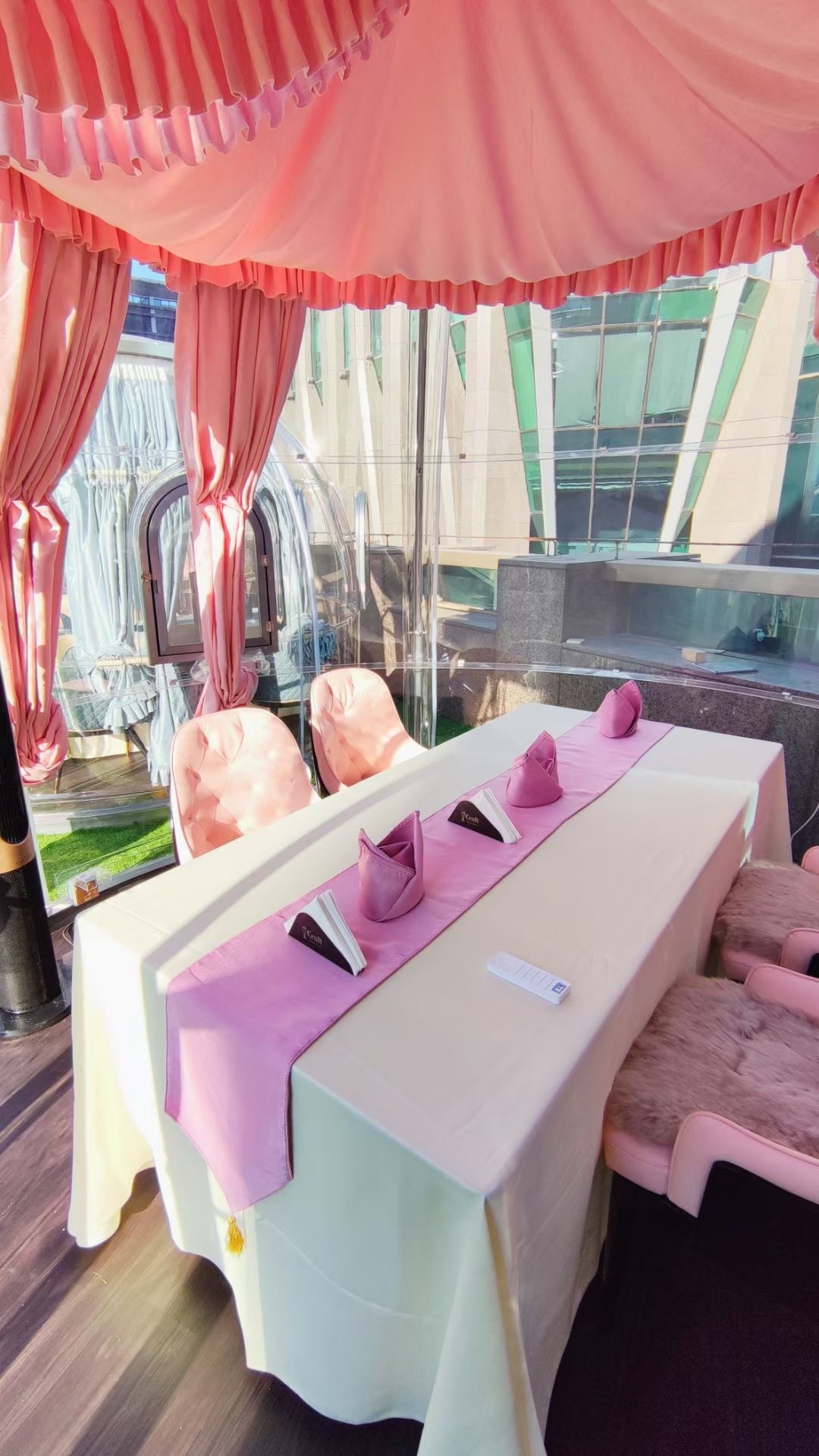 莱茵阳光星空房落地北京“亦.精酿”啤酒西餐厅成为网红打卡地