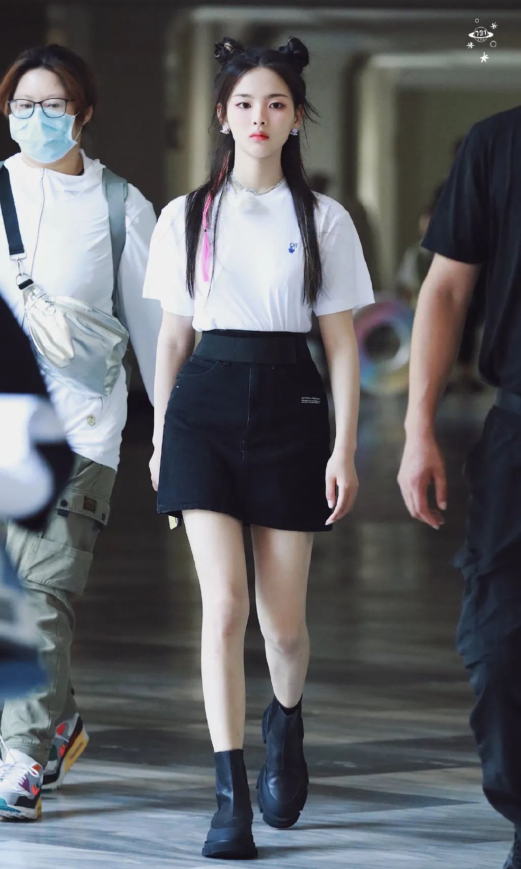 pyoapple夏日清爽穿搭,中国女明星在海滩上穿夏日装