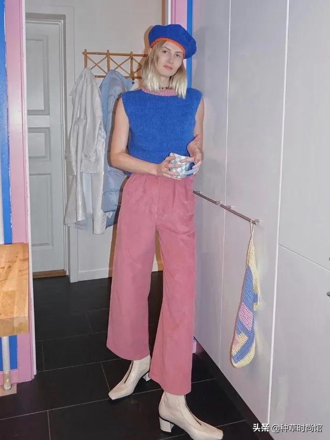 雾霾蓝和克莱因蓝哪个显白,宝蓝跟克莱因蓝哪个显白