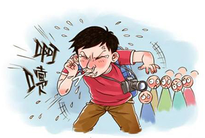 鼻子痒打喷嚏反反复复,鼻痒打喷嚏鼻塞是怎么回事