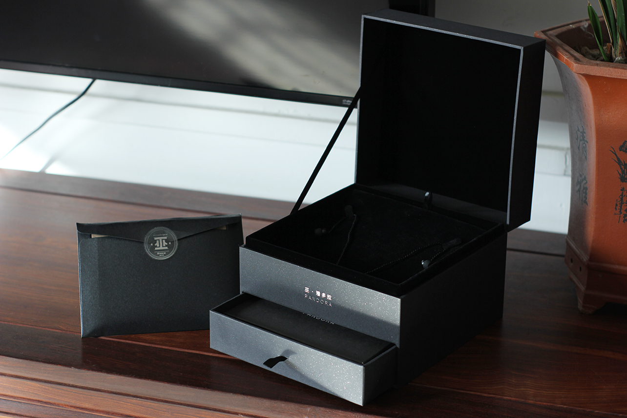 很有仪式感的耳机,精致耳机高级感