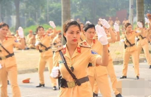 在越南当警察工资高吗,越南警察的真实收入