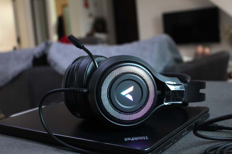 雷柏VH650RGB游戏耳机,7.1声道耳机测试视频