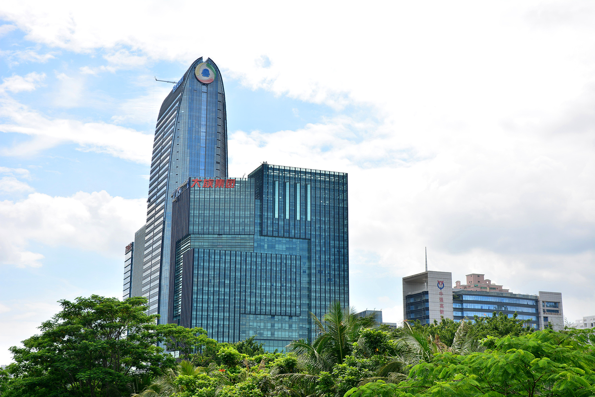 京东、美团、58同城背后的老板是他?身价3247亿,力压马云成首富