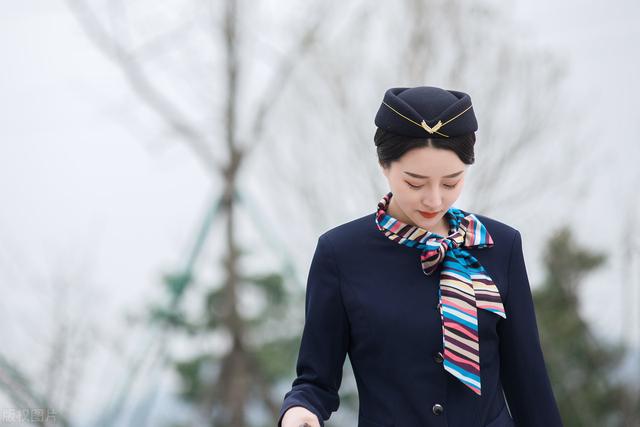 机长开滴滴,机长开特斯拉拉货