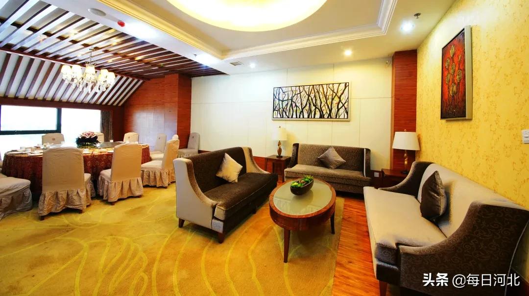 迷人的天门湖,天门湖景区