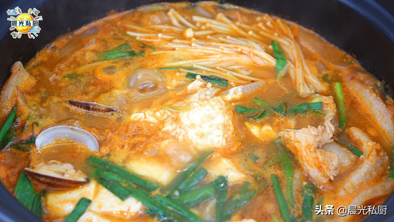 韩式泡菜锅酱汁配方,韩国泡菜猪肉锅教程