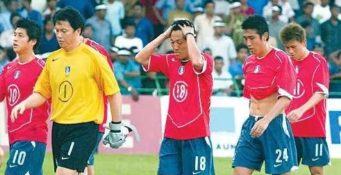 曾经0-17被暴击到逼平韩国,现在又手捧南亚杯,马尔代夫什么水平
