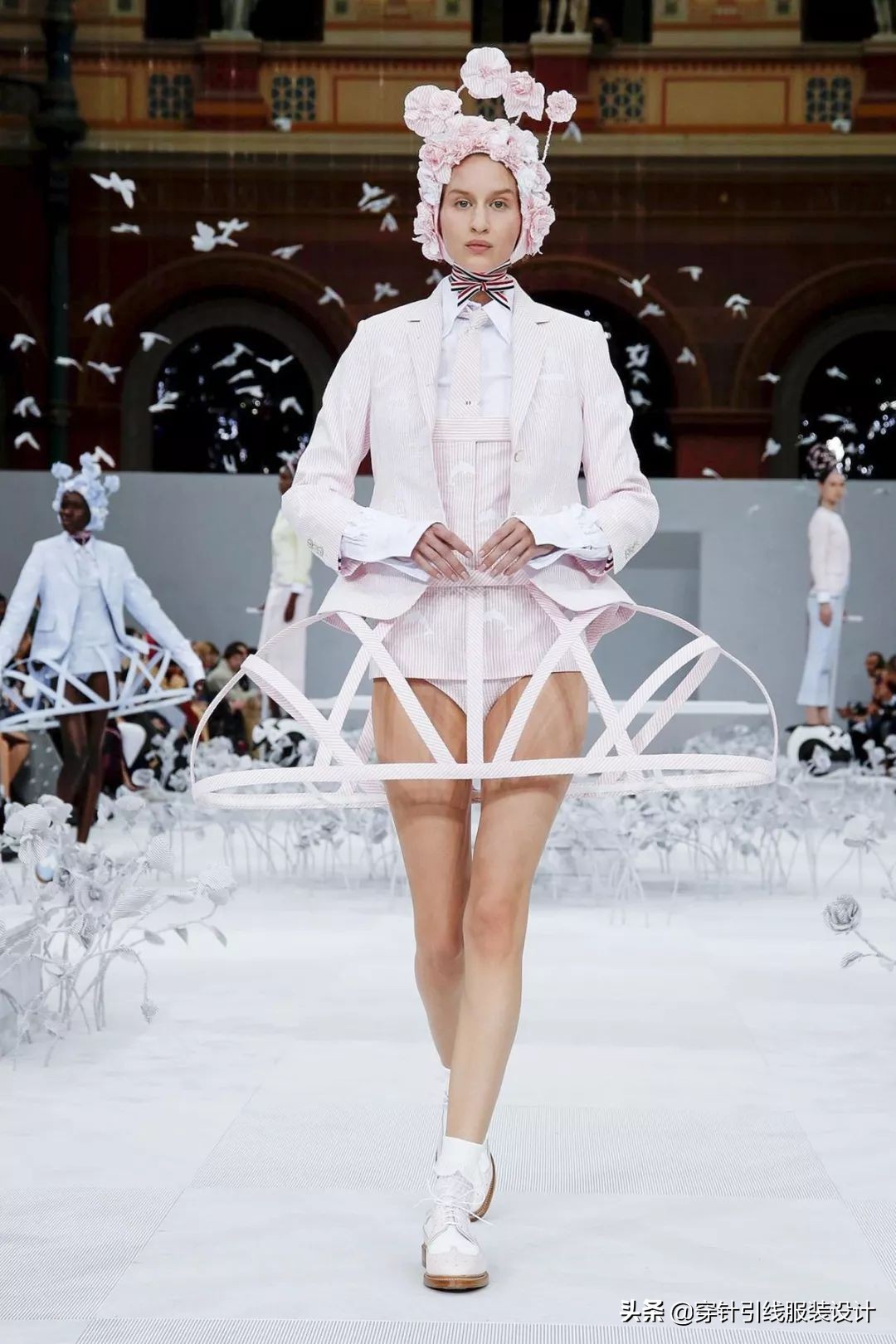 thombrowne西装全身搭配,thombrowne西装上身效果