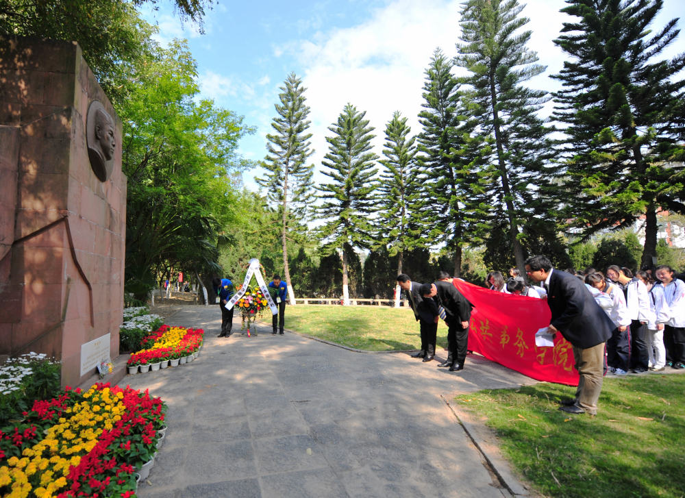 与*党**同龄,百年厦大的红色基因与精神之源