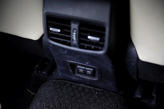 丰田卡罗拉双擎旗舰版试驾,真香定律广汽丰田tnga驾趣体验营