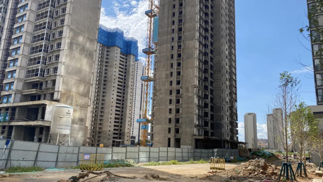 428米的昆明最高楼单体建筑容积率25、总建面超过27万方